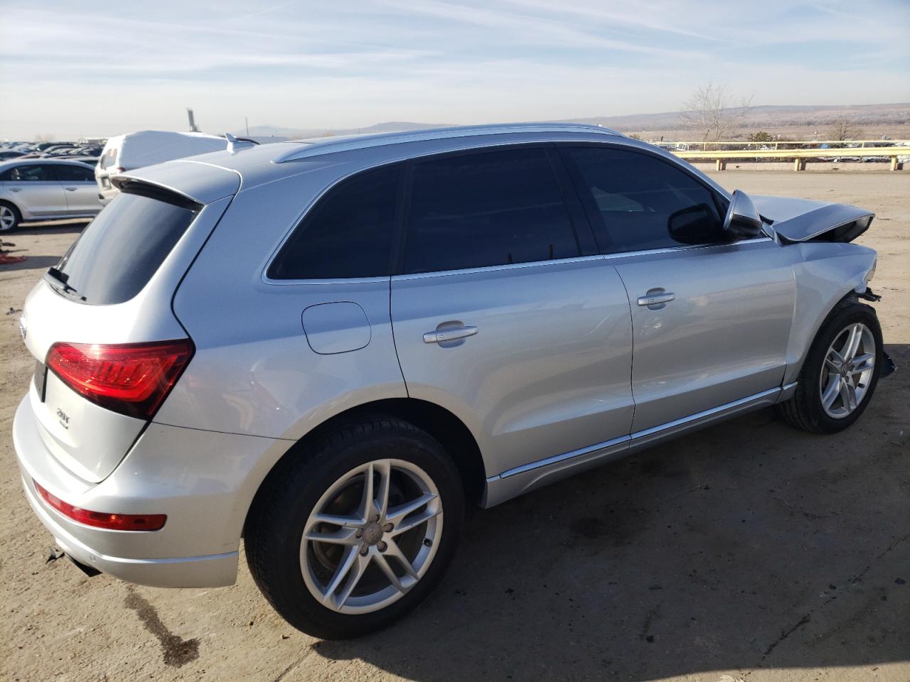 2014 Audi Q5 Premium Plus vin: WA1LFAFP9EA057301