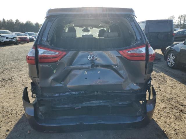 5TDYZ3DC4JS916872 | 2018 TOYOTA SIENNA XLE