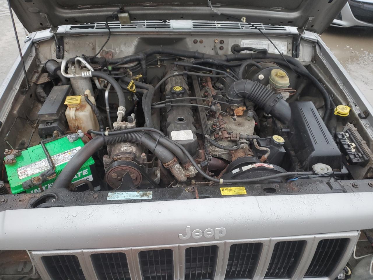 1j4ff48s7yl226191 1J4FF48S7YL226191 2000 Jeep Cherokee Sport