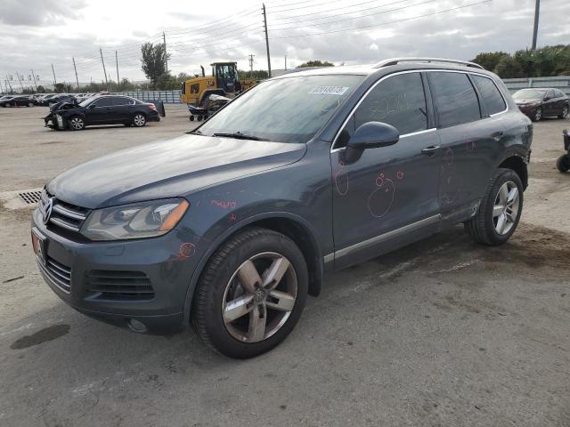 2013 Volkswagen Touareg 