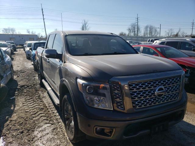  NISSAN TITAN 2018 Коричневий