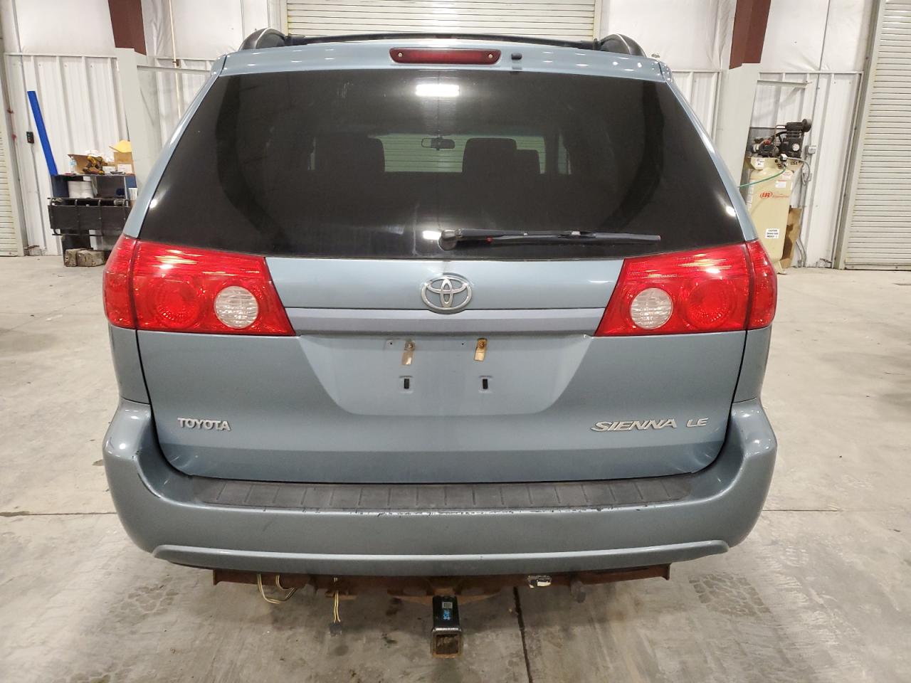 5TDZK23C38S212824 2008 Toyota Sienna Ce