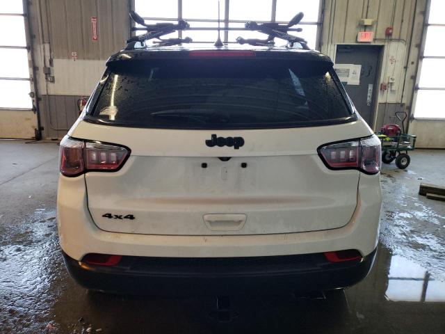 3C4NJDBB9KT621252 | 2019 JEEP COMPASS LA