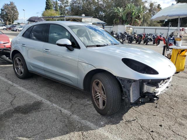 VIN WP1AB2A59KLB30590 2019 Porsche Macan, S no.4