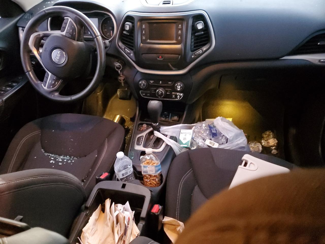 1C4PJLCB0GW149137 2016 Jeep Cherokee Latitude