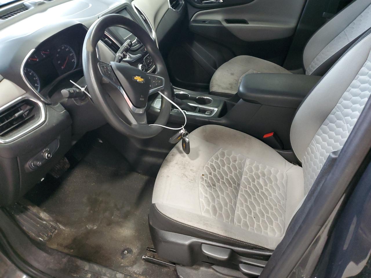VIN: 3GNAXHEV5JS566370 2018 CHEVROLET EQUINOX