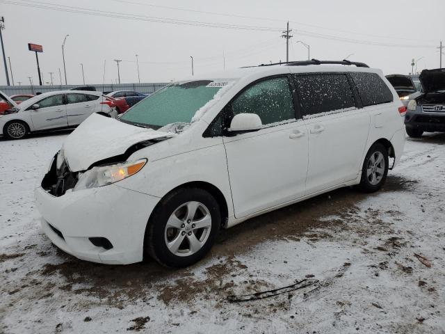 2013 Toyota Sienna LE