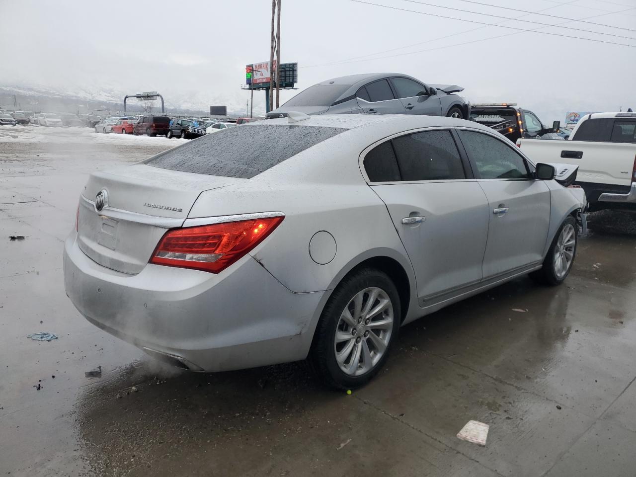 1G4GB5G38FF332551 2015 Buick Lacrosse