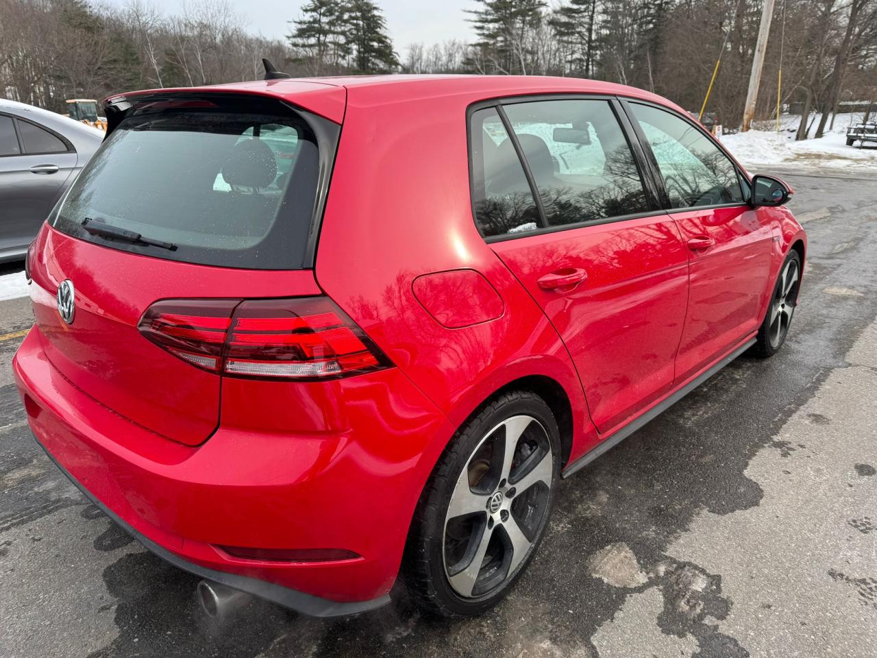 3VW447AU9JM295210 2018 Volkswagen Gti S/Se