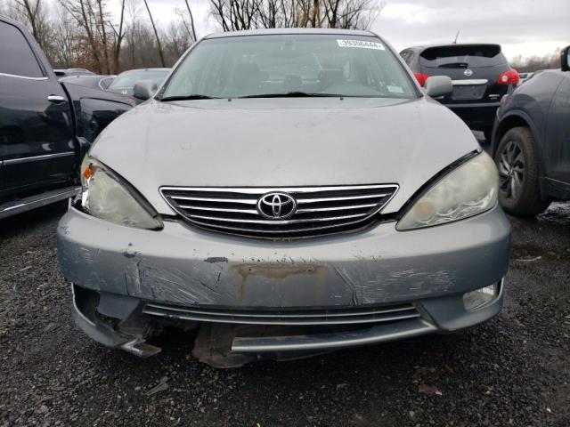 2005 Toyota Camry Le VIN: 4T1BF30K95U611473 Lot: 39306444