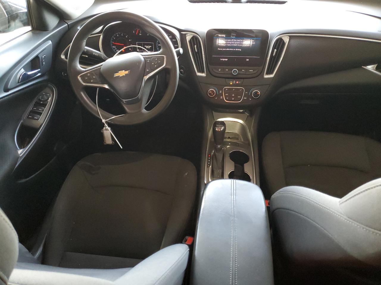 VIN: 1G1ZD5STXLF114517 2020 CHEVROLET MALIBU