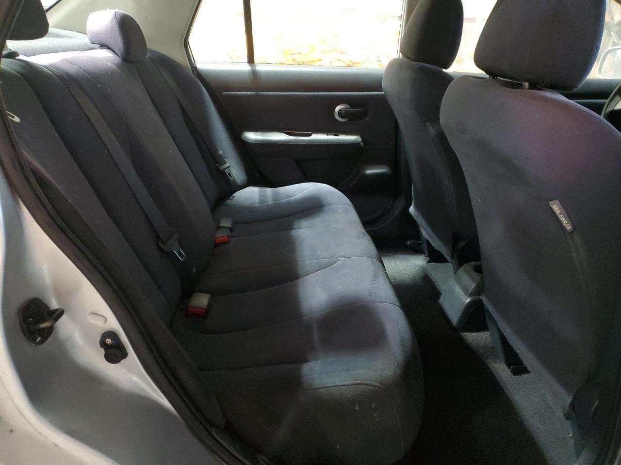 3N1BC11E38L397379 2008 Nissan Versa S