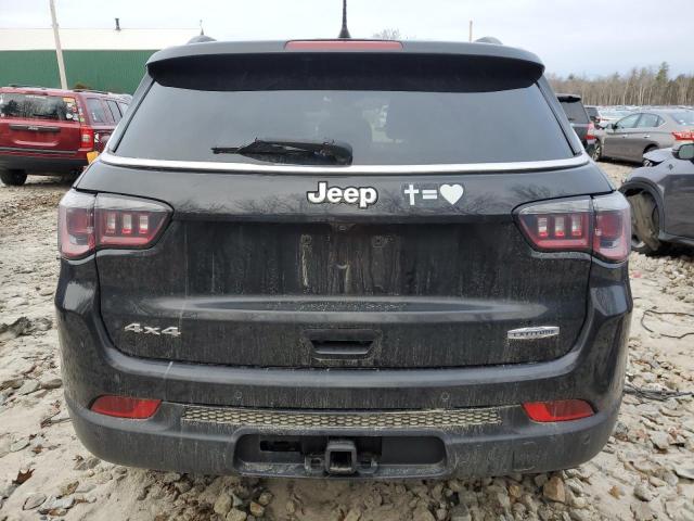 3C4NJDBB9JT372286 | 2018 JEEP COMPASS LA