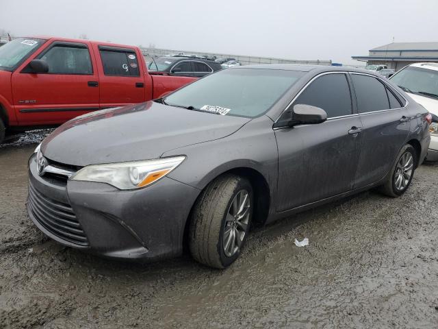Lot #2484462902 2015 TOYOTA CAMRY LE salvage car