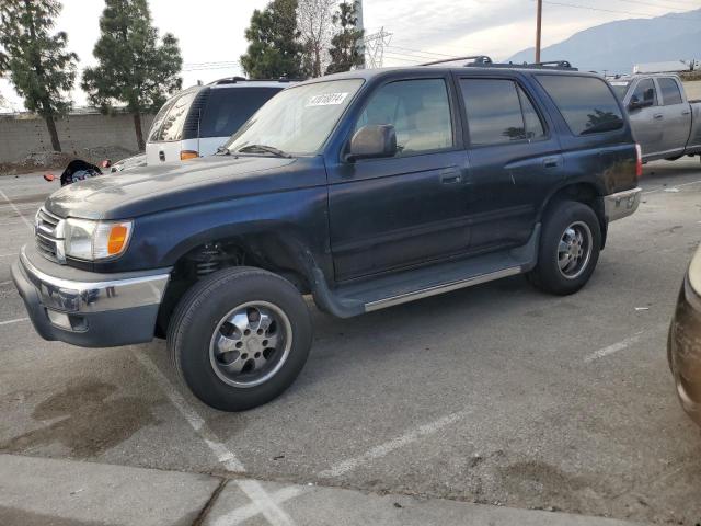 2002 Toyota 4Runner SR5