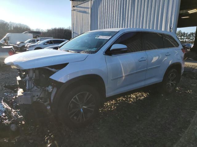 VIN 5TDBZRFH1KS979804 2019 Toyota Highlander, LE no.1