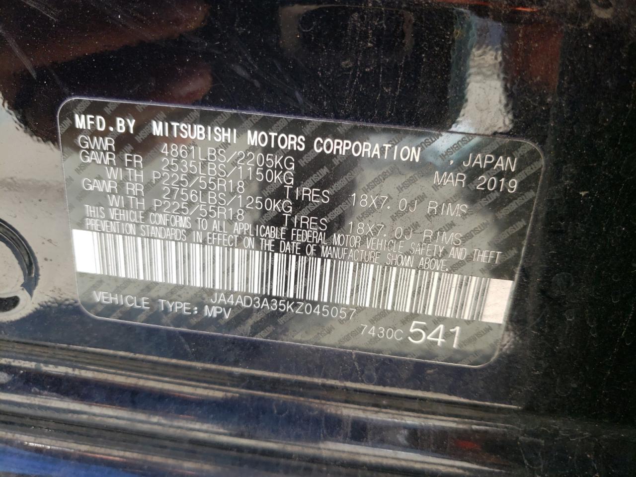 JA4AD3A35KZ045057 2019 Mitsubishi Outlander Se