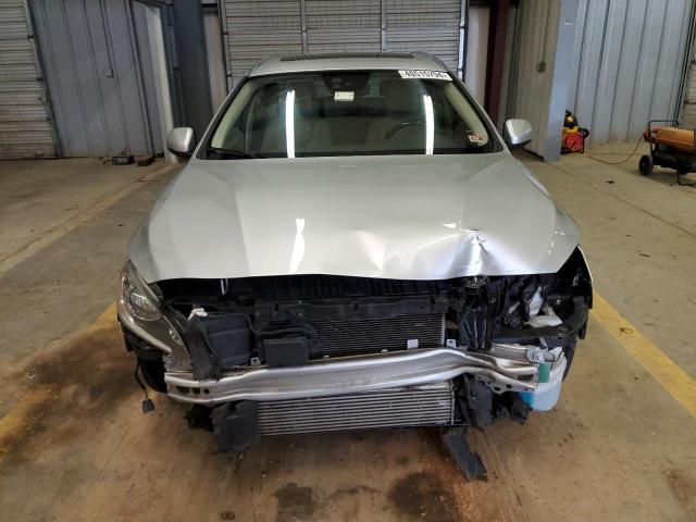 2015 VOLVO V60 PREMIE YV140MEK0F1265176