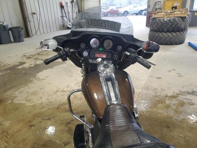 2013 HARLEY-DAVIDSON FLHTCUTG T 1HD1MAM28DB852440