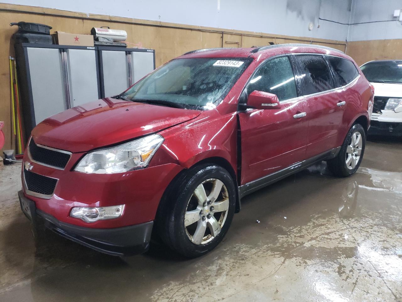 1GNKVGED7CJ394813 2012 Chevrolet Traverse Lt