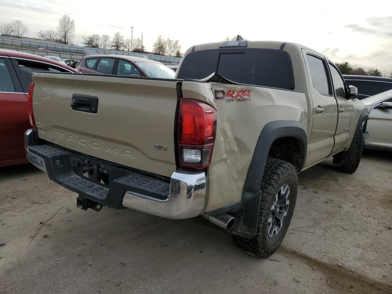 Lot #2608018325 2019 TOYOTA TACOMA DOU