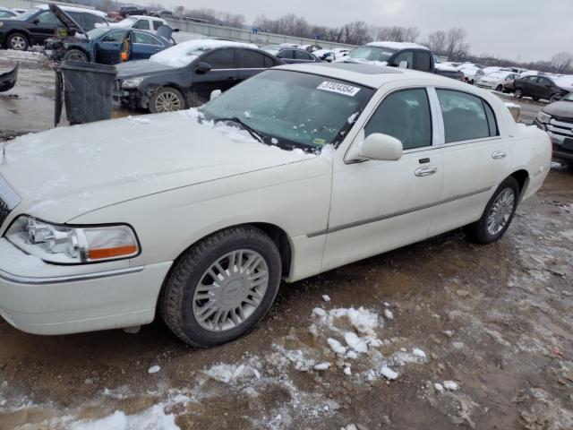 2006 Lincoln Town Car 