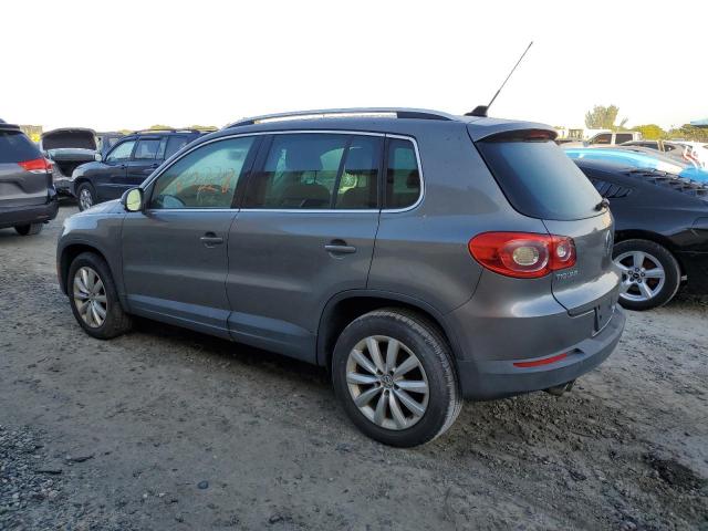 WVGBV7AX5BW523024 | 2011 Volkswagen tiguan s