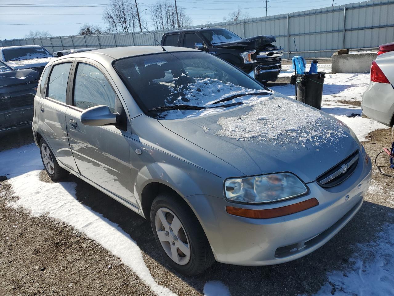 KL1TD62605B422679 2005 Chevrolet Aveo Base