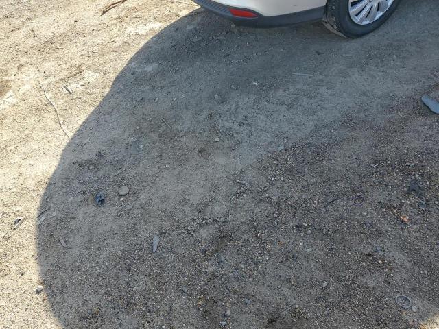 Vin: 1fadp3e22fl305909, lot: 38020044, ford focus s 20153