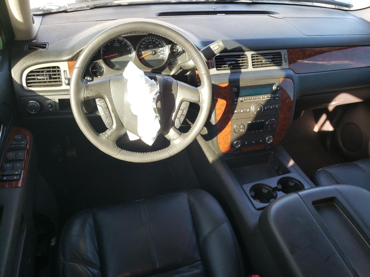 1GNUCBE08AR170186 2010 Chevrolet Tahoe C1500 Lt