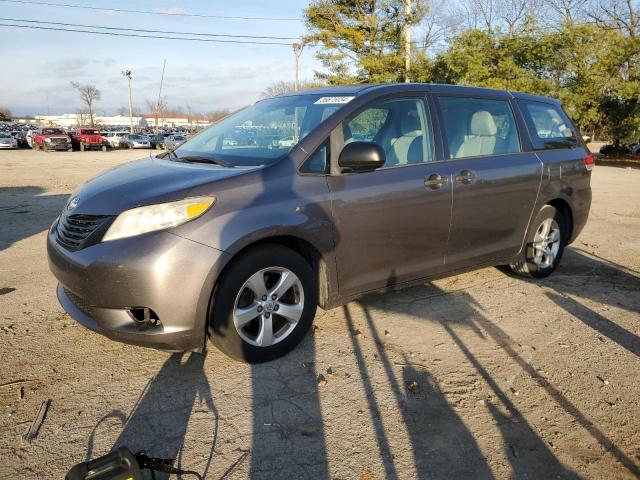 2013 Toyota Sienna 