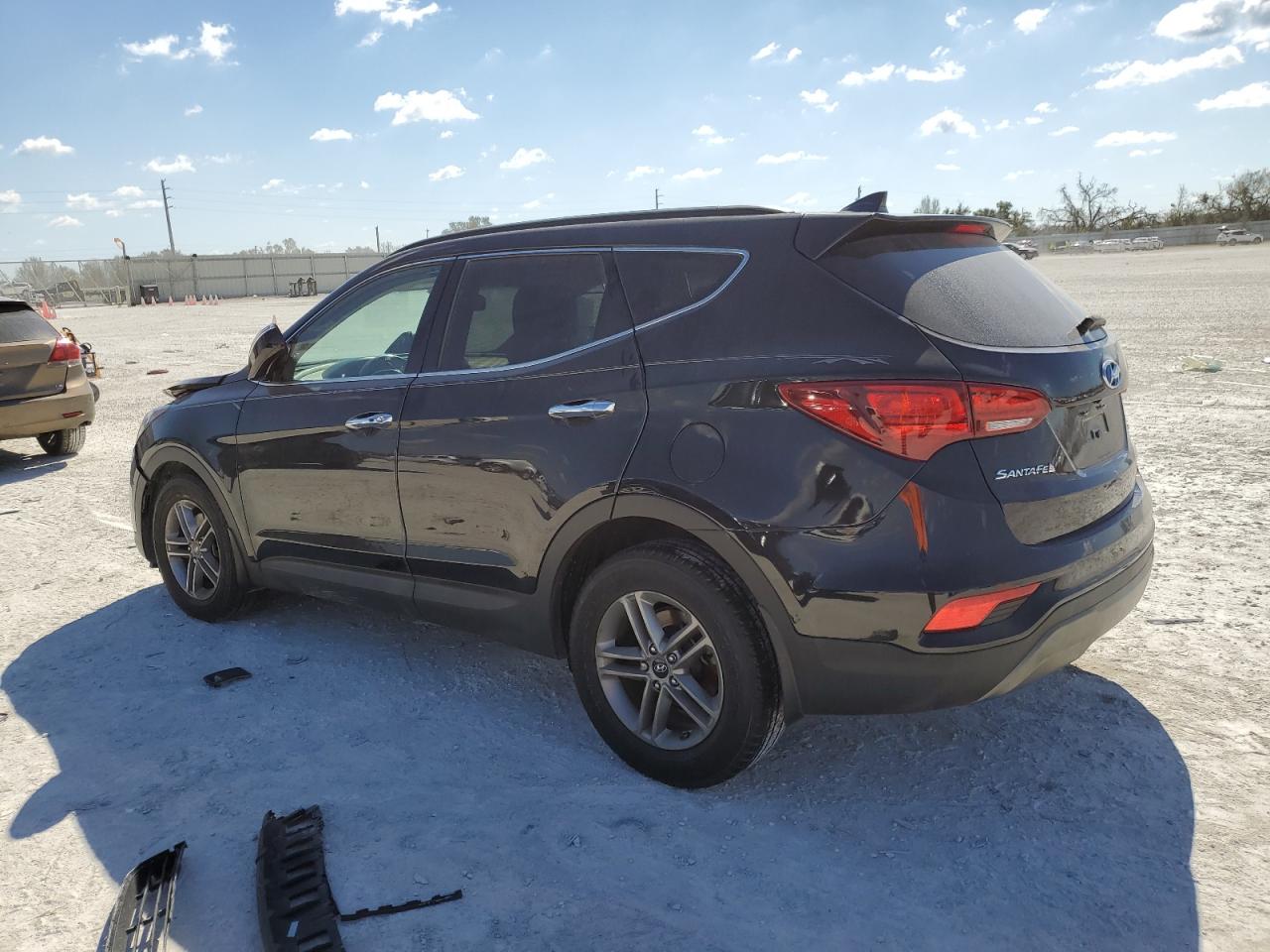 2017 Hyundai Santa Fe Sport vin: 5XYZU3LB7HG410875