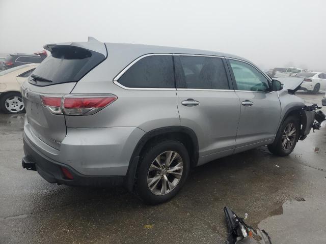 VIN 5TDBKRFH7FS189210 2015 Toyota Highlander, LE no.3