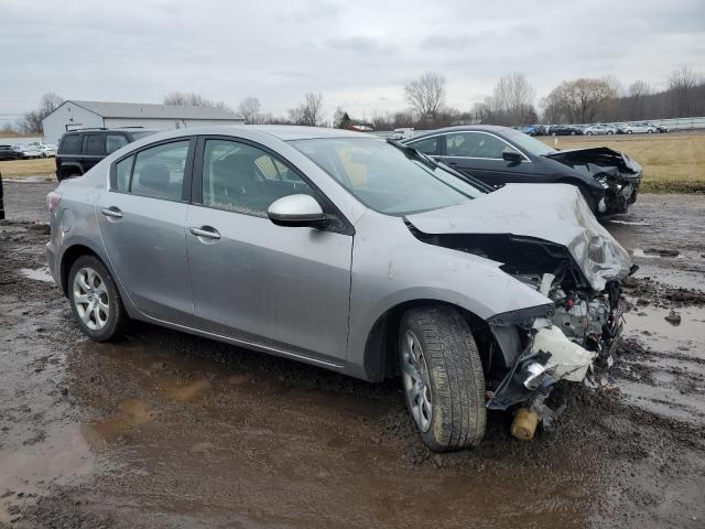 VIN KMHD84LF4KU767956 2013 MAZDA 3 no.4