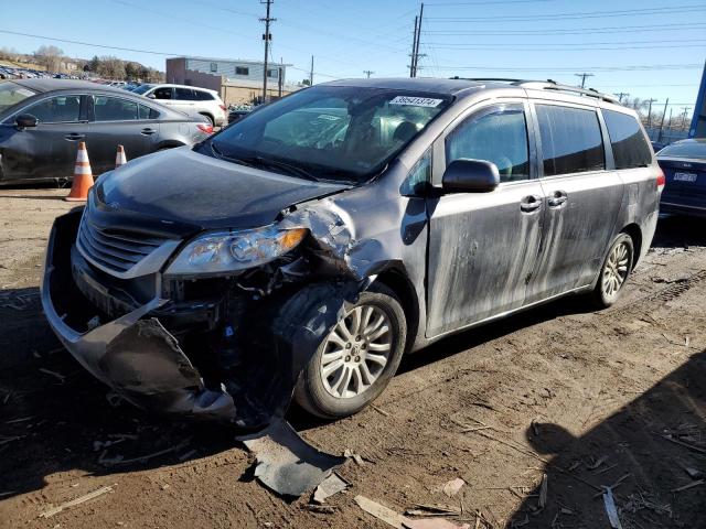 2013 Toyota Sienna XLE