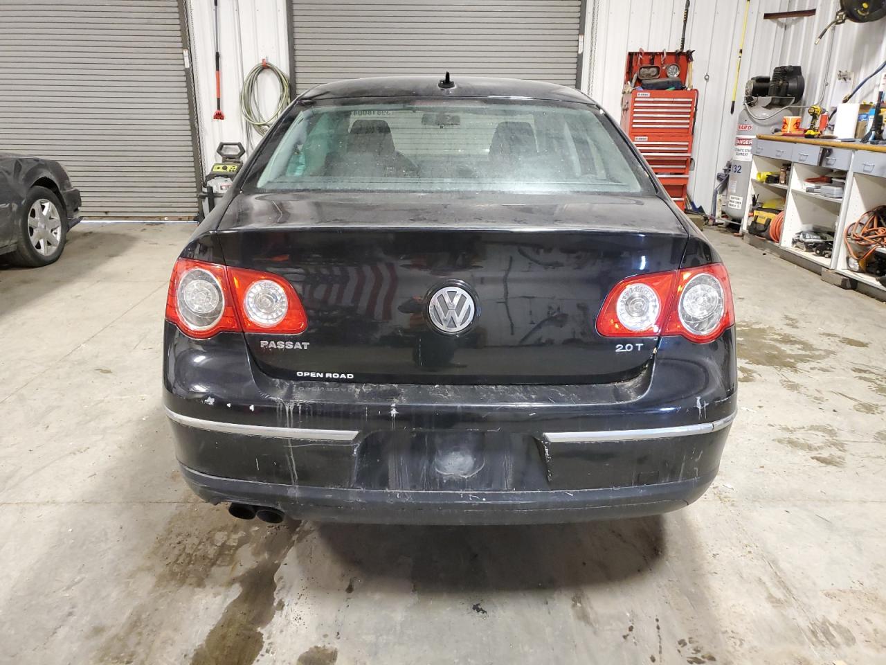 WVWJK73C09P049622 2009 Volkswagen Passat Turbo