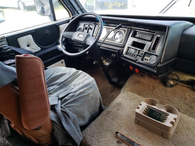 Lot #2477792043 1984 CHEVROLET P30 salvage car