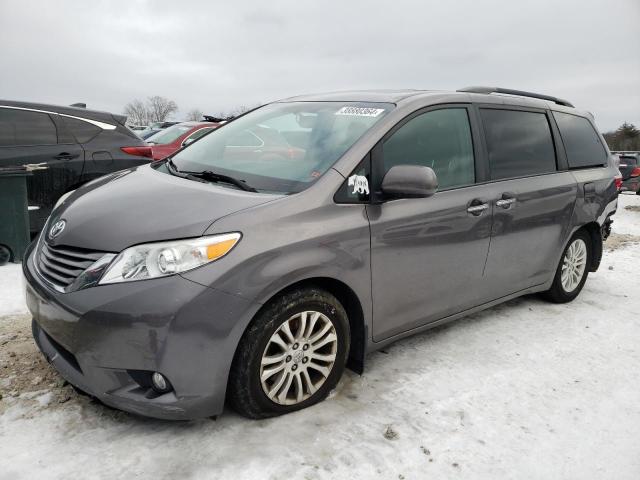 2015 Toyota Sienna XLE