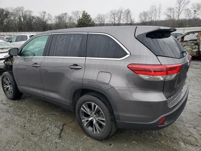 VIN 5TDZZRFH9KS351052 2019 Toyota Highlander, LE no.2