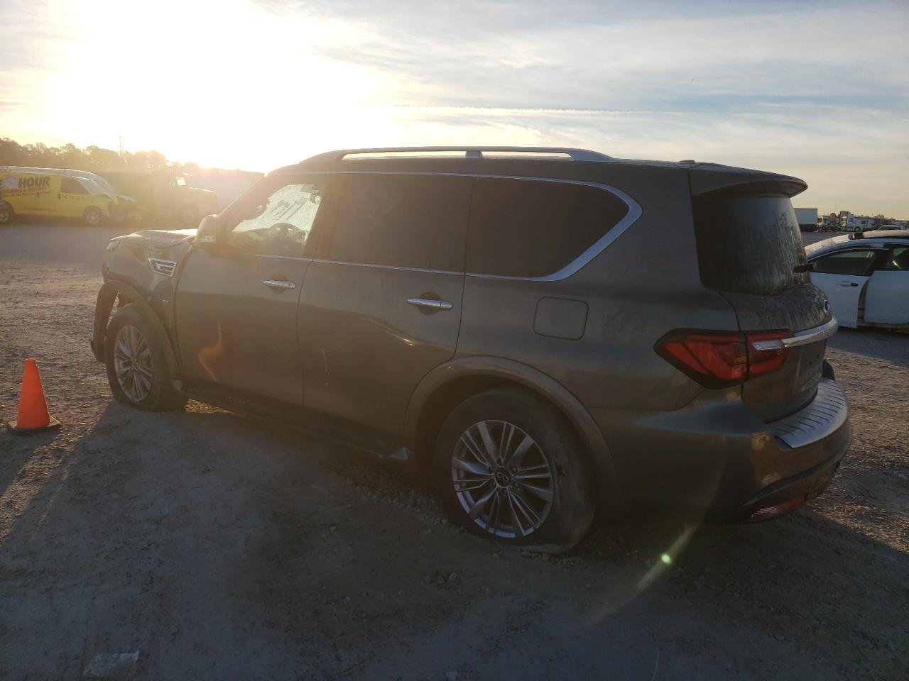 jn8az2nf7k9687158 JN8AZ2NF7K9687158 2019 Infiniti Qx80 Luxe