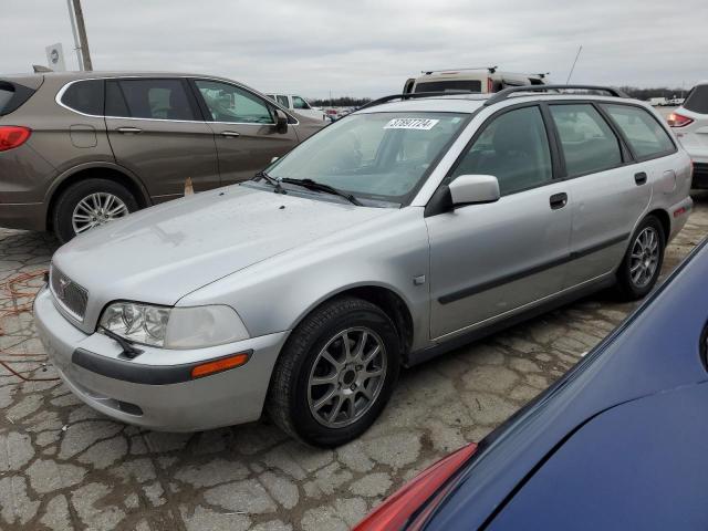 2001 Volvo V40 