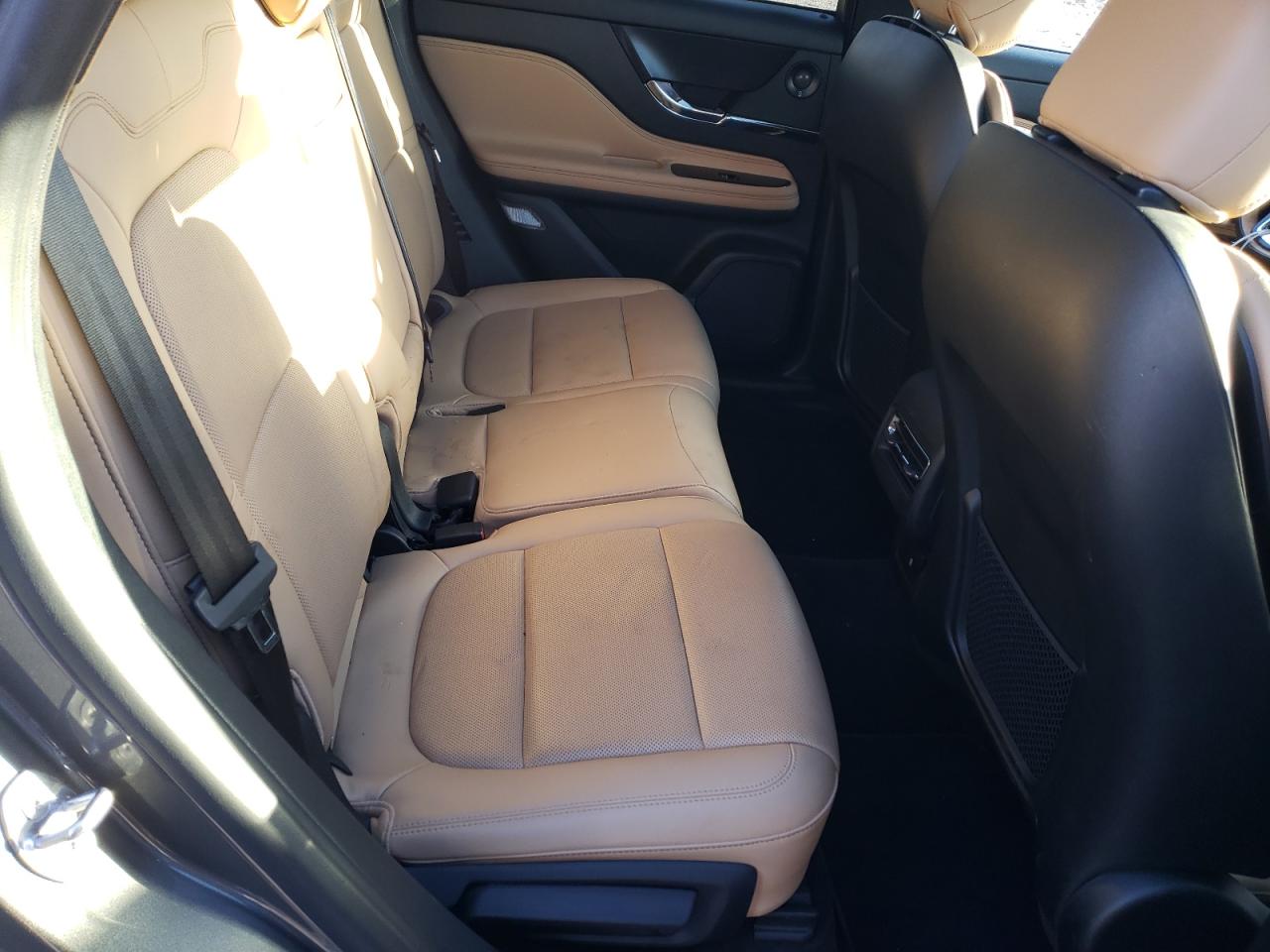 5LMCJ2C97MUL00142 2021 Lincoln Corsair Reserve