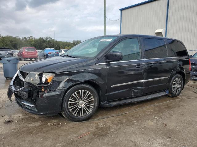 2014 Chrysler Town & Country S