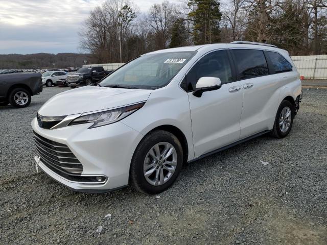 2022 Toyota Sienna Limited