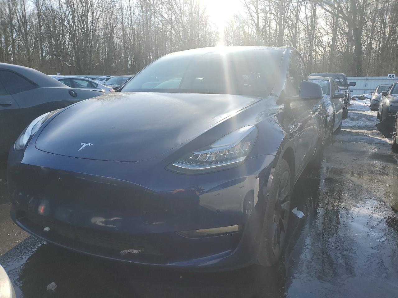 7SAYGDEE1NF420243 2022 Tesla Model Y