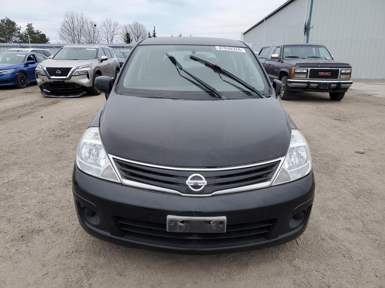 3N1BC1CP3BL405325 2011 Nissan Versa S