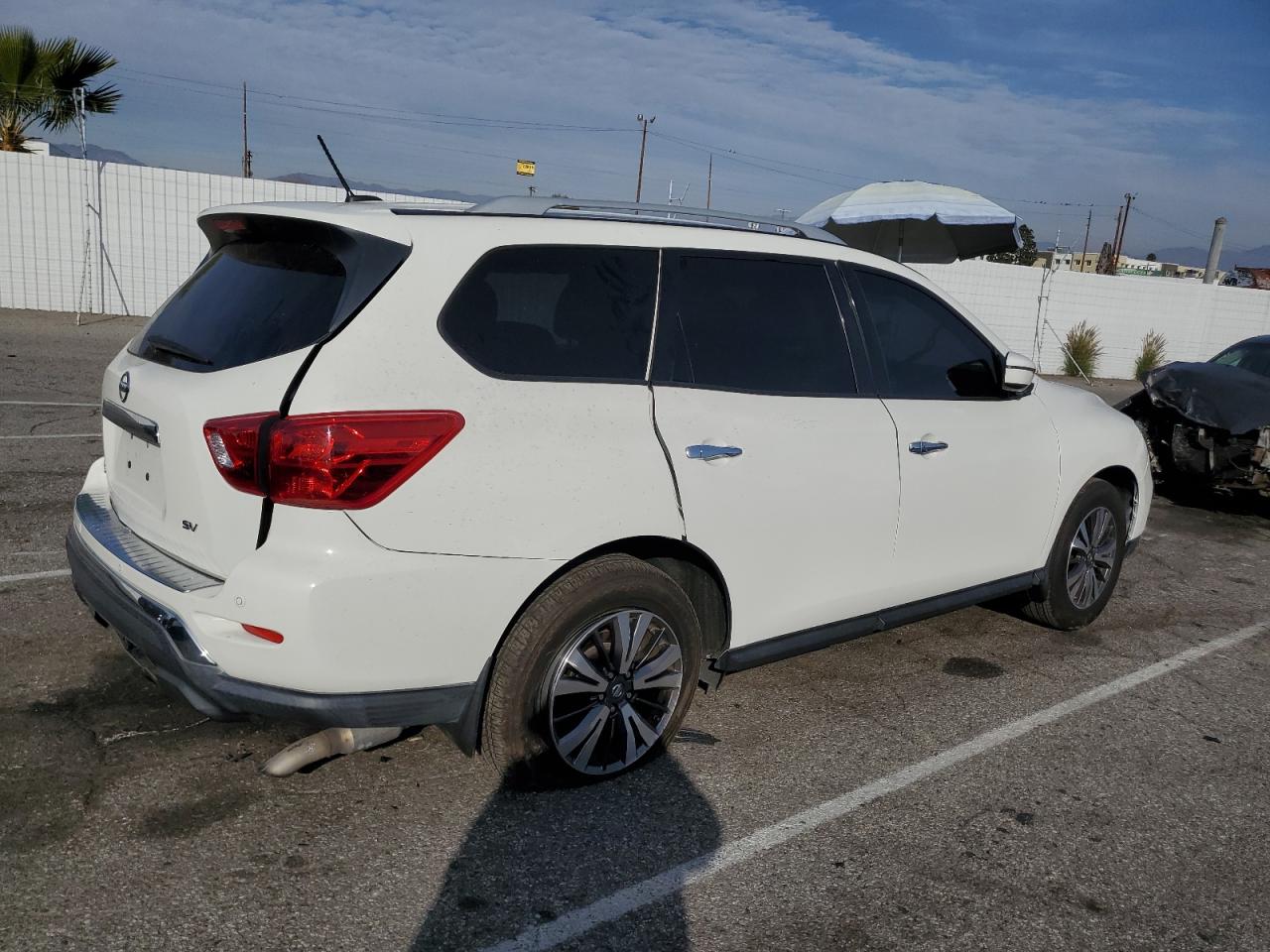 2017 Nissan Pathfinder S vin: 5N1DR2MN9HC645437