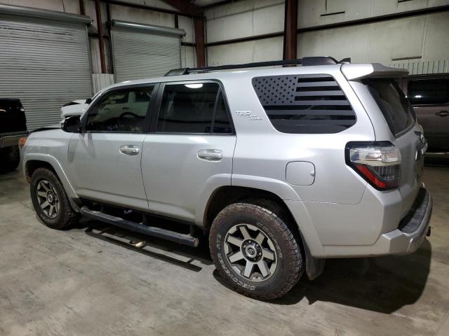 2019 TOYOTA 4RUNNER SR - JTEBU5JR2K5692044