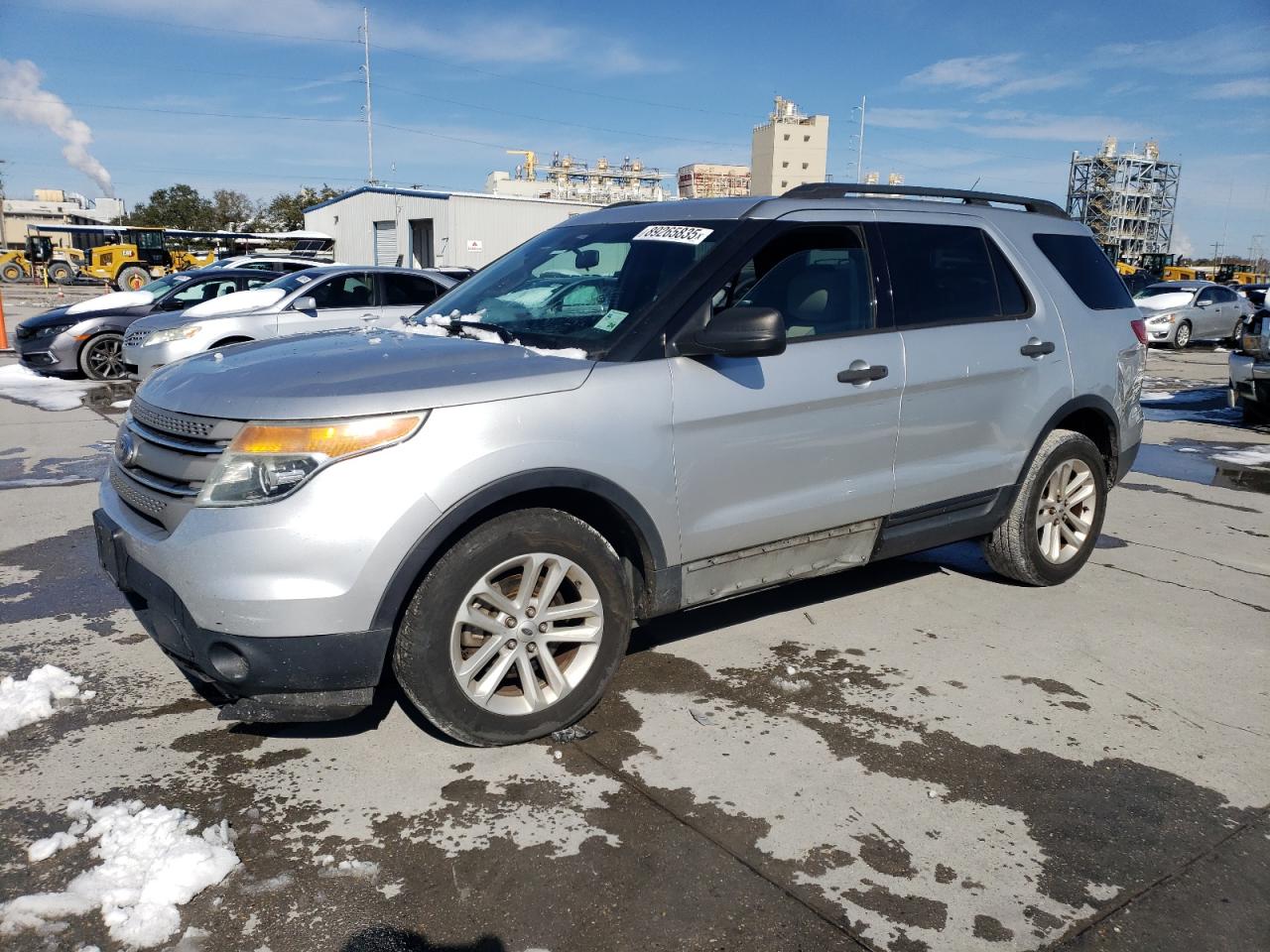  Salvage Ford Explorer