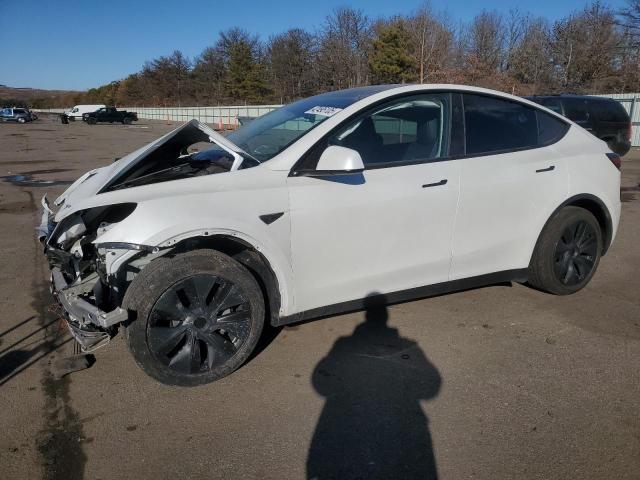 2024 TESLA MODEL Y 7SAYGDEE0RF157006